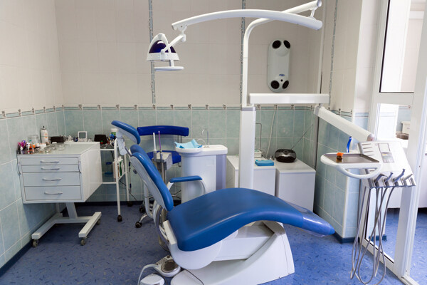 牙科医院医疗器材图片