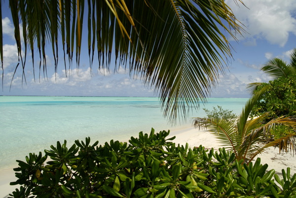 马尔代夫卡杜玛岛海边风光图片