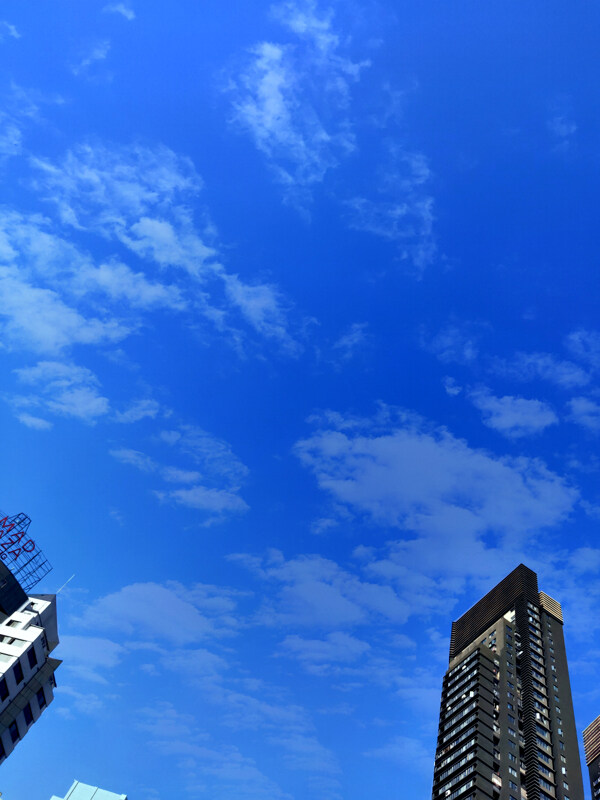 蓝天白云建筑图片