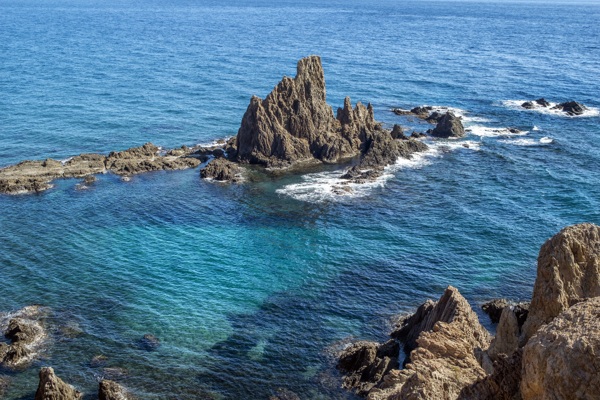 海洋小岛岩石风景8k图片素材