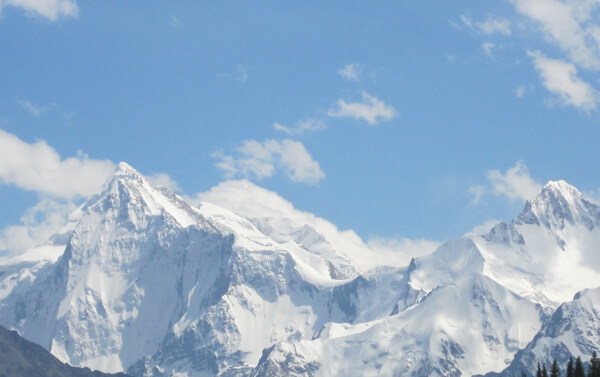 夏塔雪山