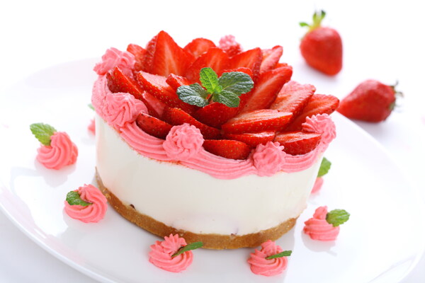 新鲜草莓蛋糕图片