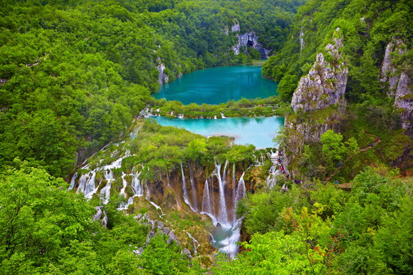 森林山水风景图片