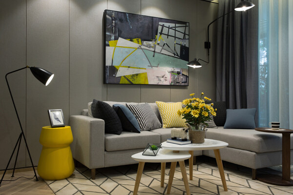 现代时尚客厅黄色小桌子室内装修效果图