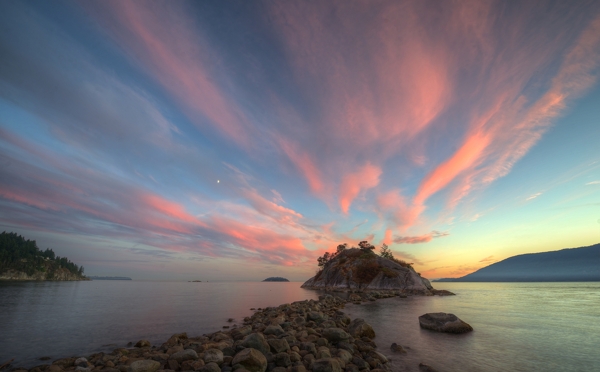 湖海夕阳图片