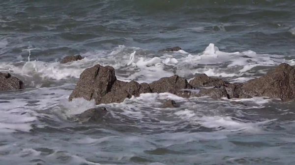 水浪风景石头视频